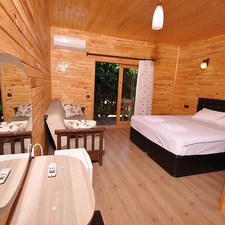 Hotel Cesur Pansiyon Çıralı Esterno foto