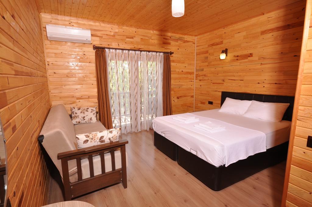 Hotel Cesur Pansiyon Çıralı Esterno foto